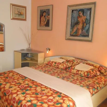 Charming Kestenovi Dvori- 1 Bedroom A7 Apartmán *